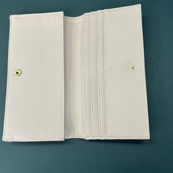 EUC Aimee Kestenberg Marietta Flat Bifold Blush Pink Vegan Leather Wallet - Picture 6 of 8